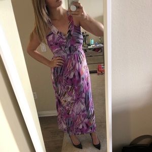 Abstract maxi dress w/ lined cups with tie waist